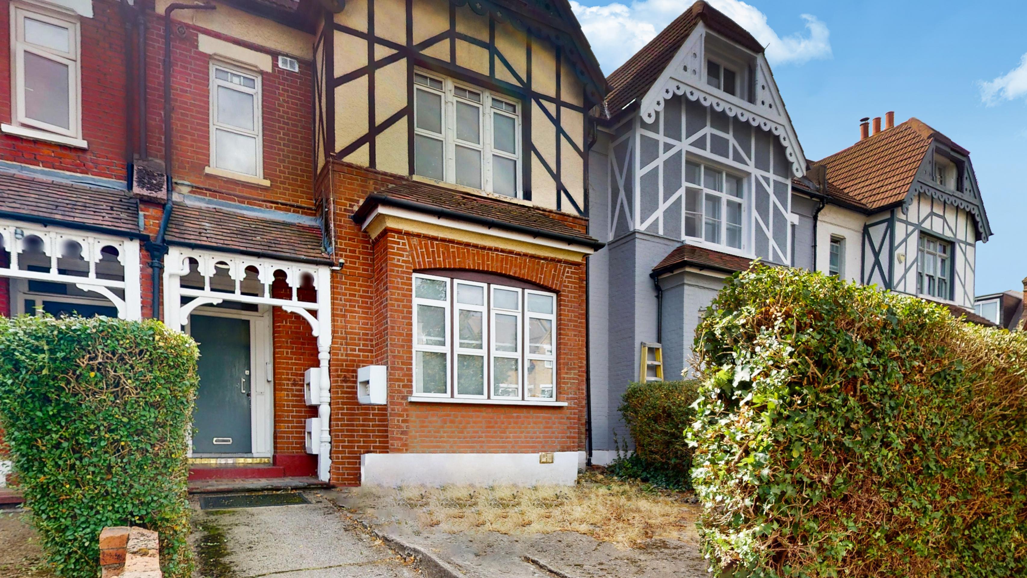 Modern and Central Apartment Grosvenor Gardens, Willesden Green NW2